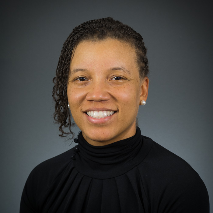 Headshot of Zakiya Leggett